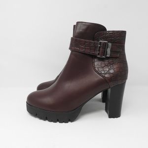 Abloom Maroon Gator Platform Heel Boot NWOT